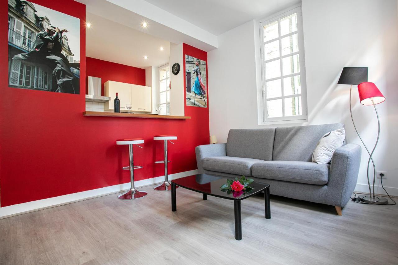 Appartement Corps et graphi à Périgueux Extérieur photo