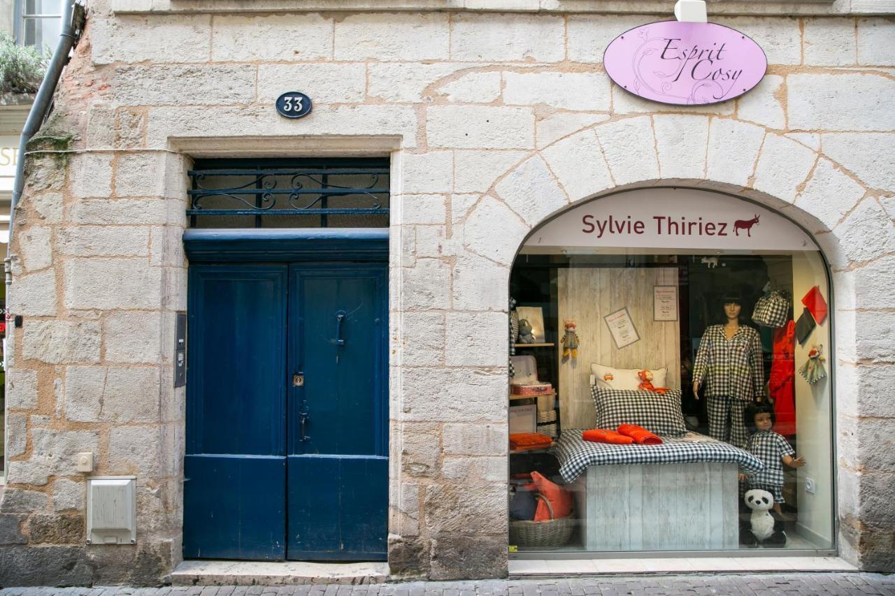Appartement Corps et graphi à Périgueux Extérieur photo