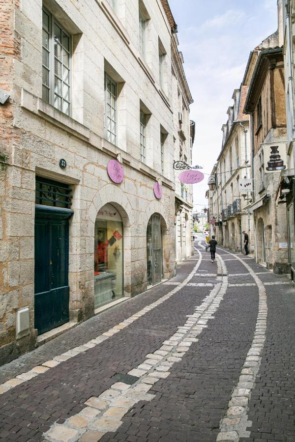 Appartement Corps et graphi à Périgueux Extérieur photo